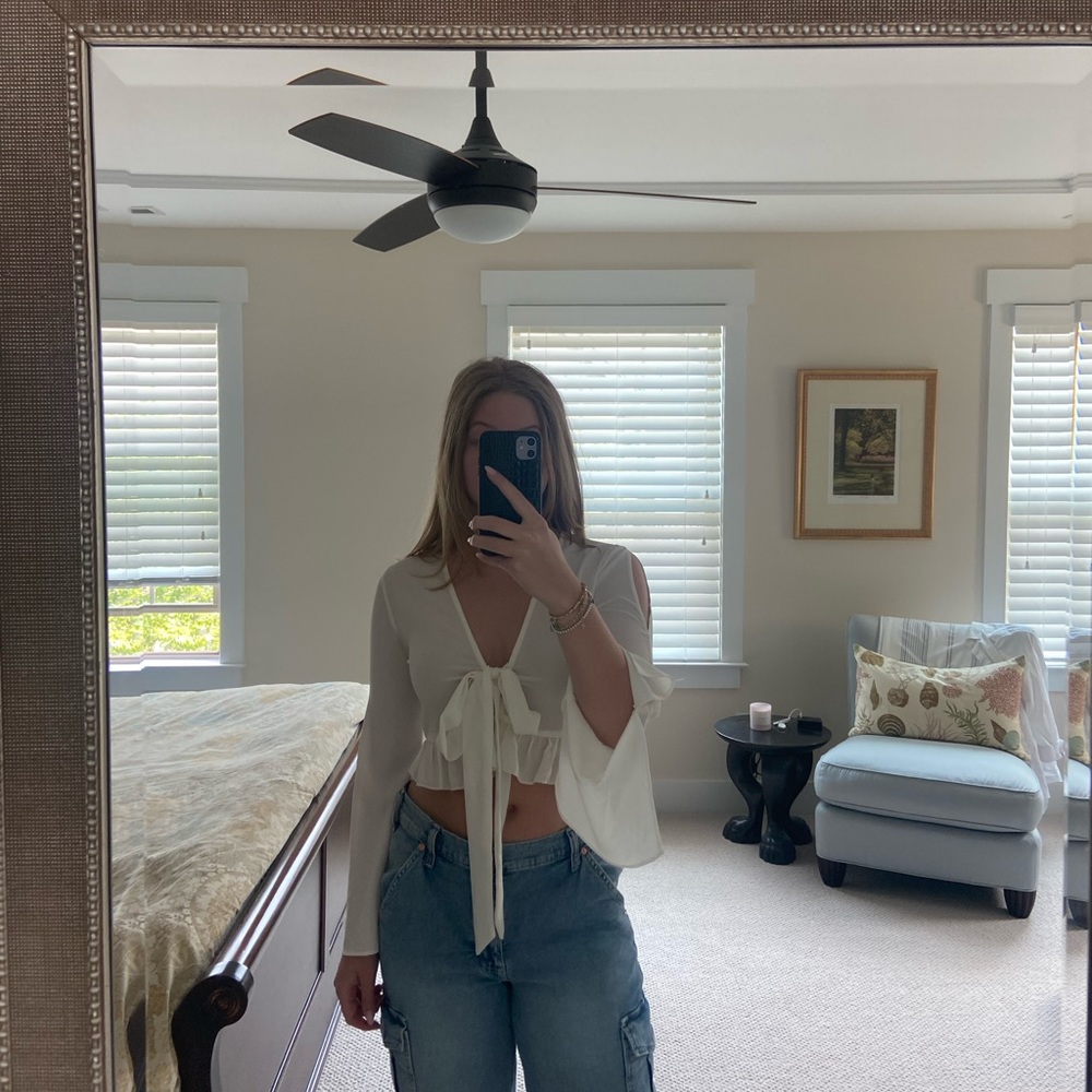 LF boho long sleeve front tie top
